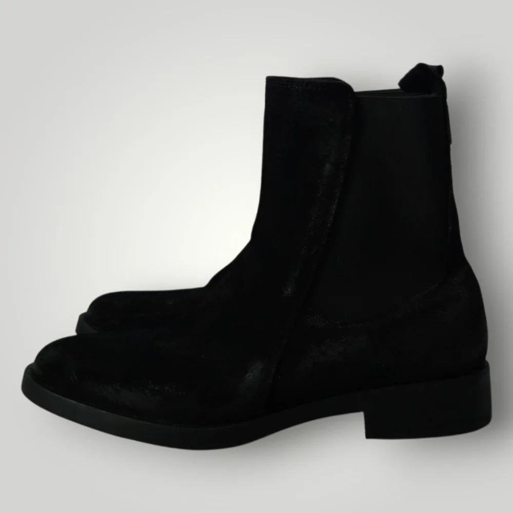 Emanuele Crasto Made in Italy Black Leather Chelsea Boots EU 40 / US 9 Suede New